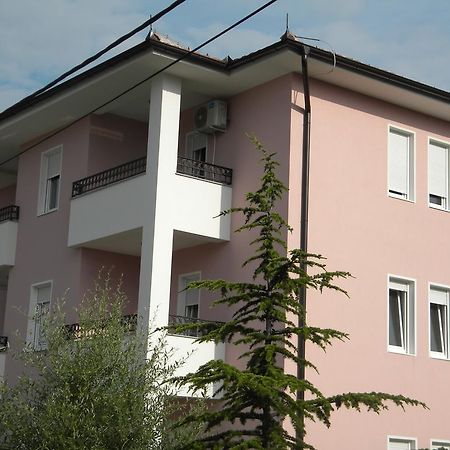 Apartment Srebrni Oblak Aranđelovac Extérieur photo
