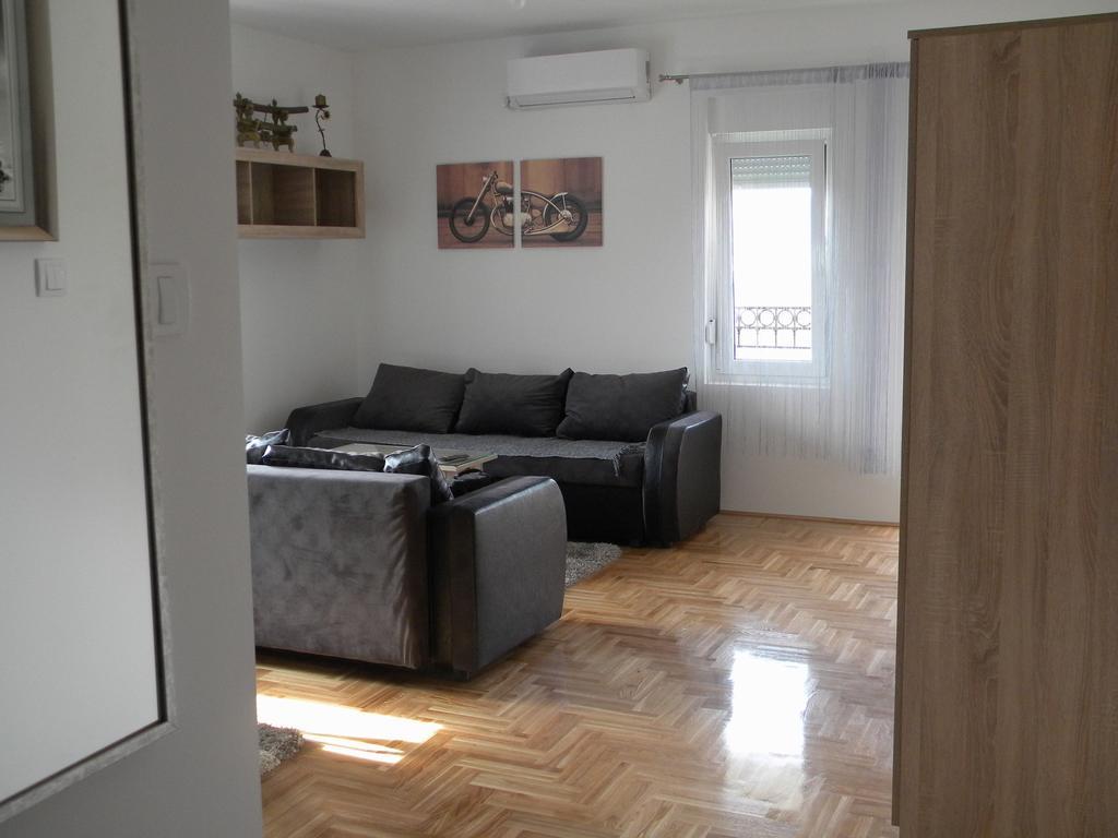 Apartment Srebrni Oblak Aranđelovac Extérieur photo