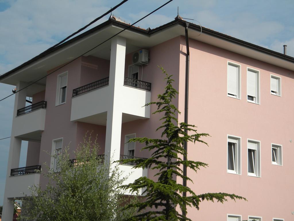 Apartment Srebrni Oblak Aranđelovac Extérieur photo